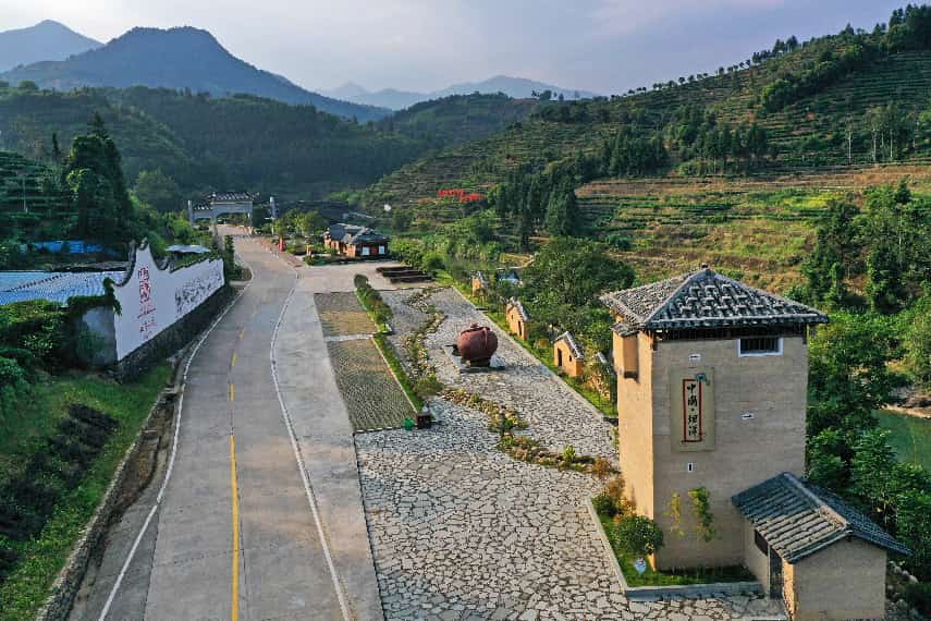 做好“工夫茶”,同饮“共富茶”——探索乡村振兴的宁德福安“坦洋实践” 做好“工夫茶”,同饮“共富茶”——探索乡村振兴的宁德福安“坦洋实践”
